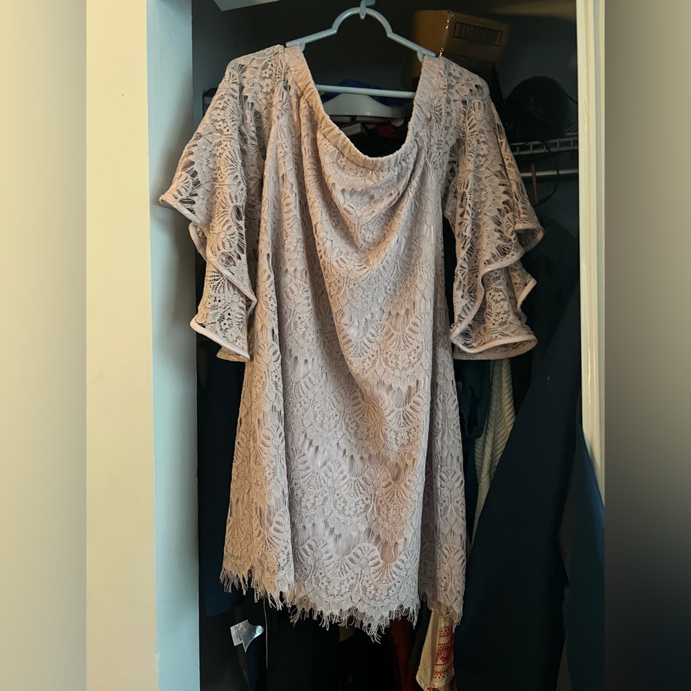 City chic dress - lace off shoulder